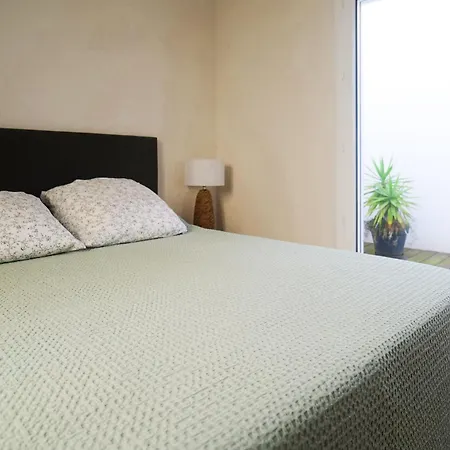 Apartment Renove Idealement Situe Dans Le Centre Pieton Des Sables D'olonne