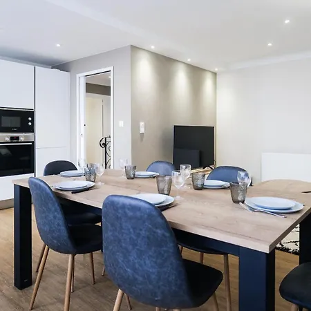 Renove Idealement Situe Dans Le Centre Pieton Des Sables D'olonne Les Sables-d'Olonne
